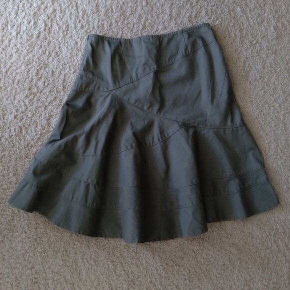Vintage DKNY Khaki Olive Green Ruffle Flare Midi Skirt - Picture 3 of 4